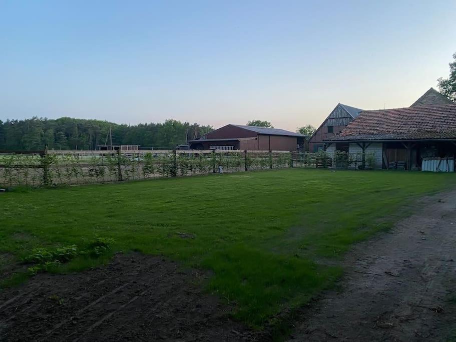 Wunderschoene Ferienwohnung Auf Dem Bauernhof Гревен Екстериор снимка